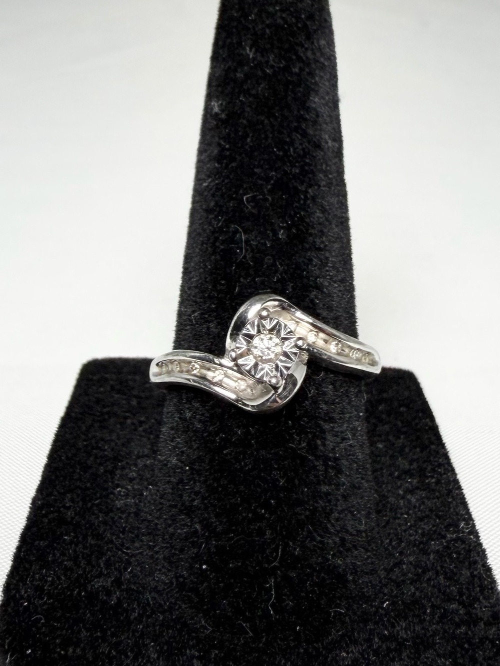 Natural Diamond Bypass Ring 0.10ctw 11 Stone Illusion Set Sterling Sz 6.75